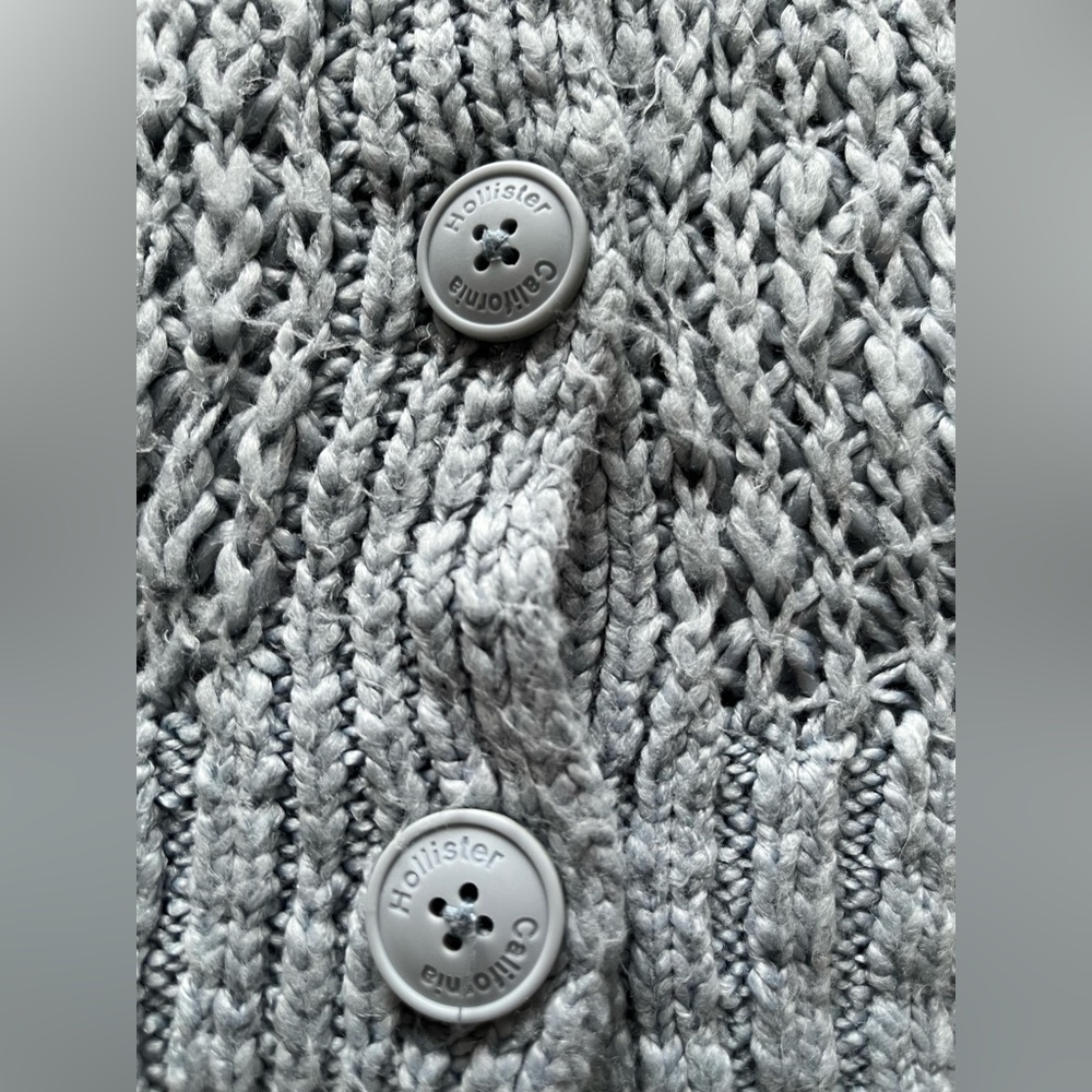 Hollister comfy, cozy rib stitch woman’s sweater - Picture 5 of 11